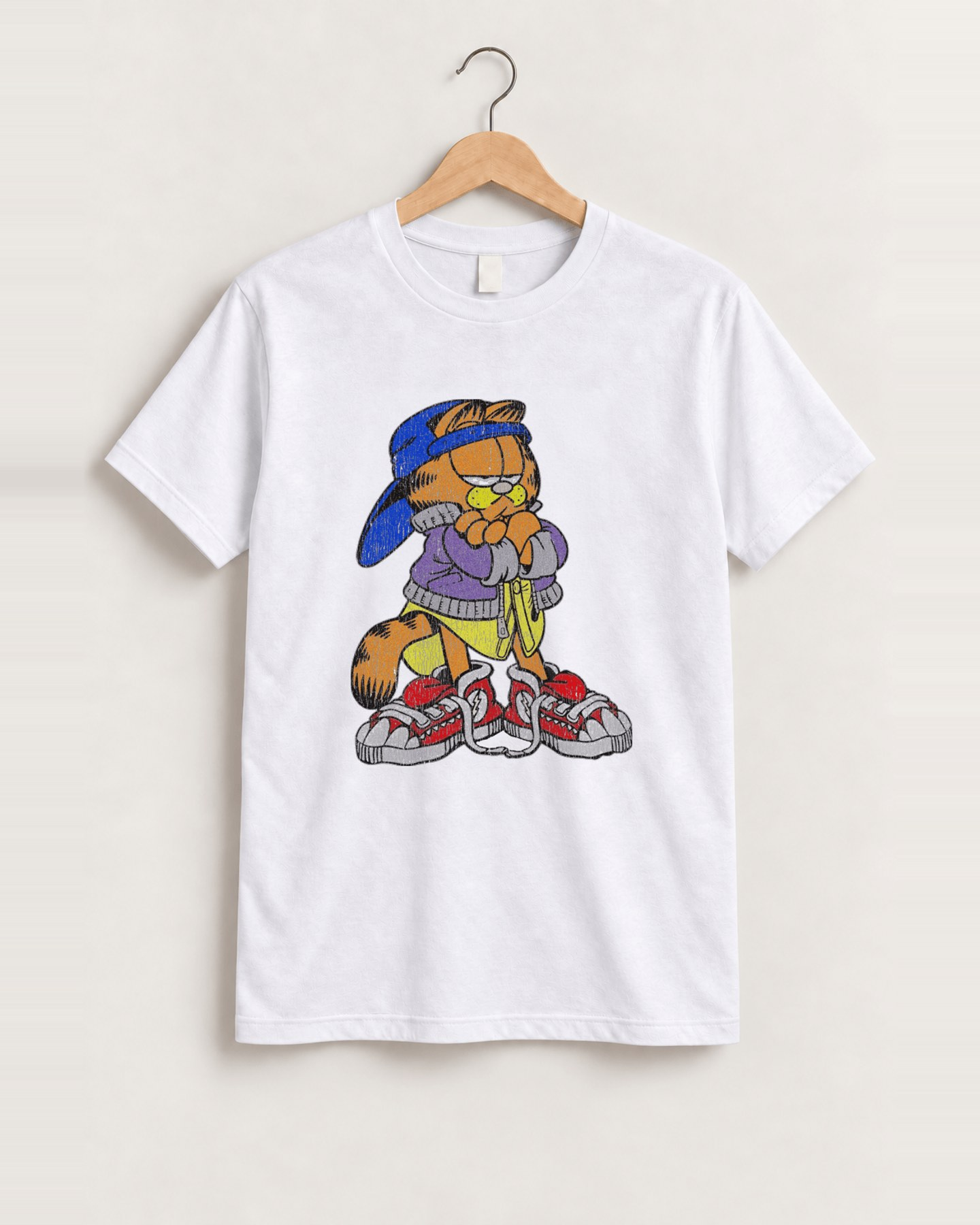 Cool garfield vintage white tee front