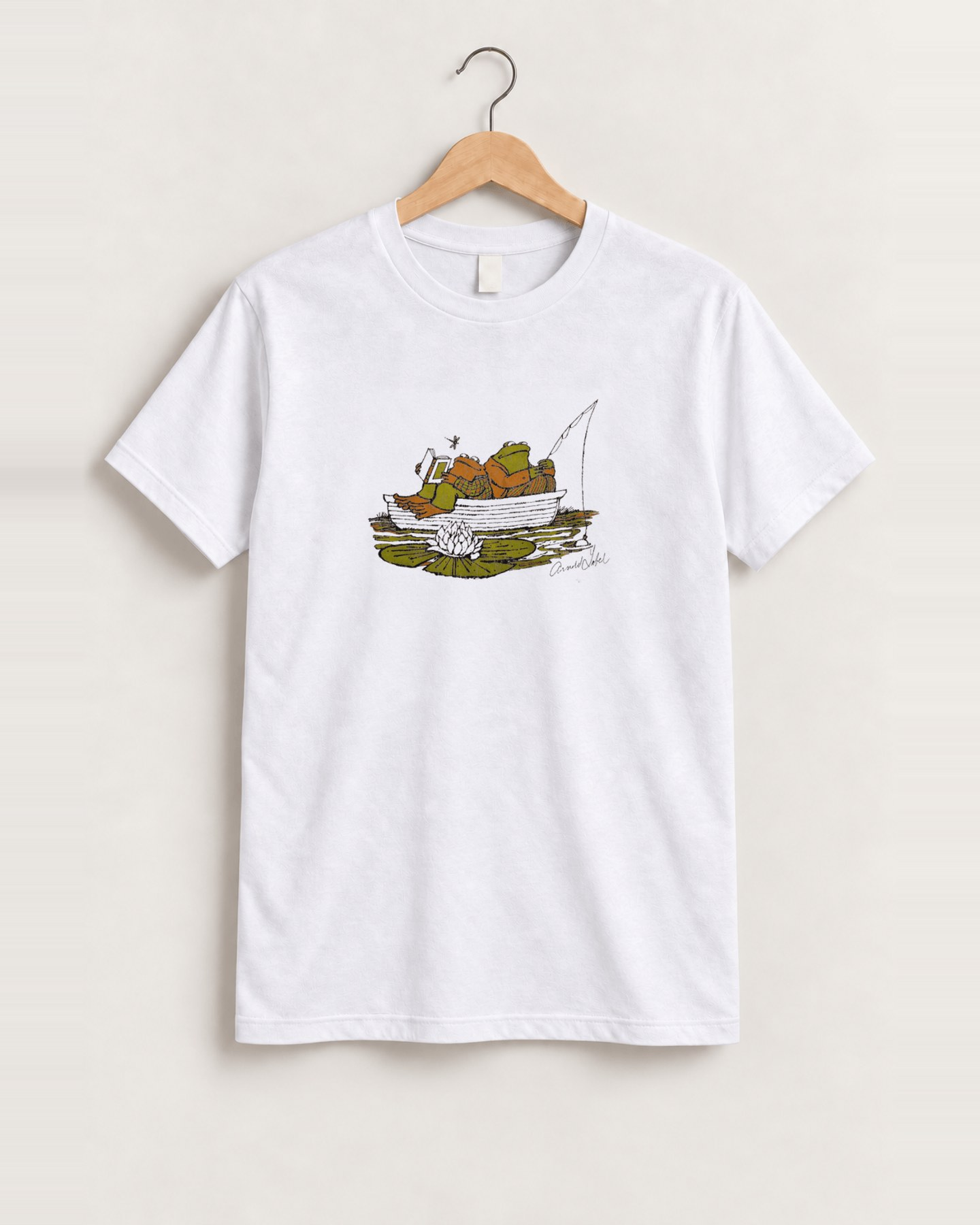 Frog and toad are friends white tee front