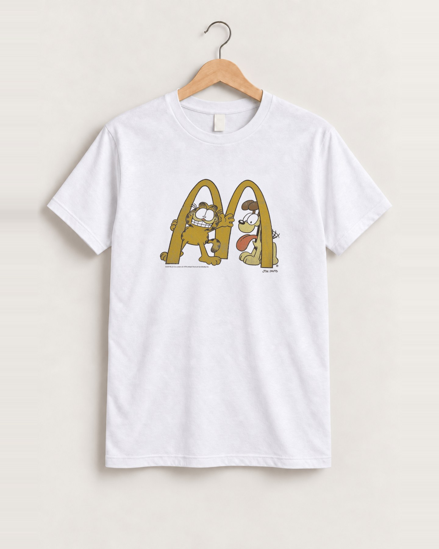 Garfield mcdonalds white tee, approved scene front [FG-3c1b6b915f8d]