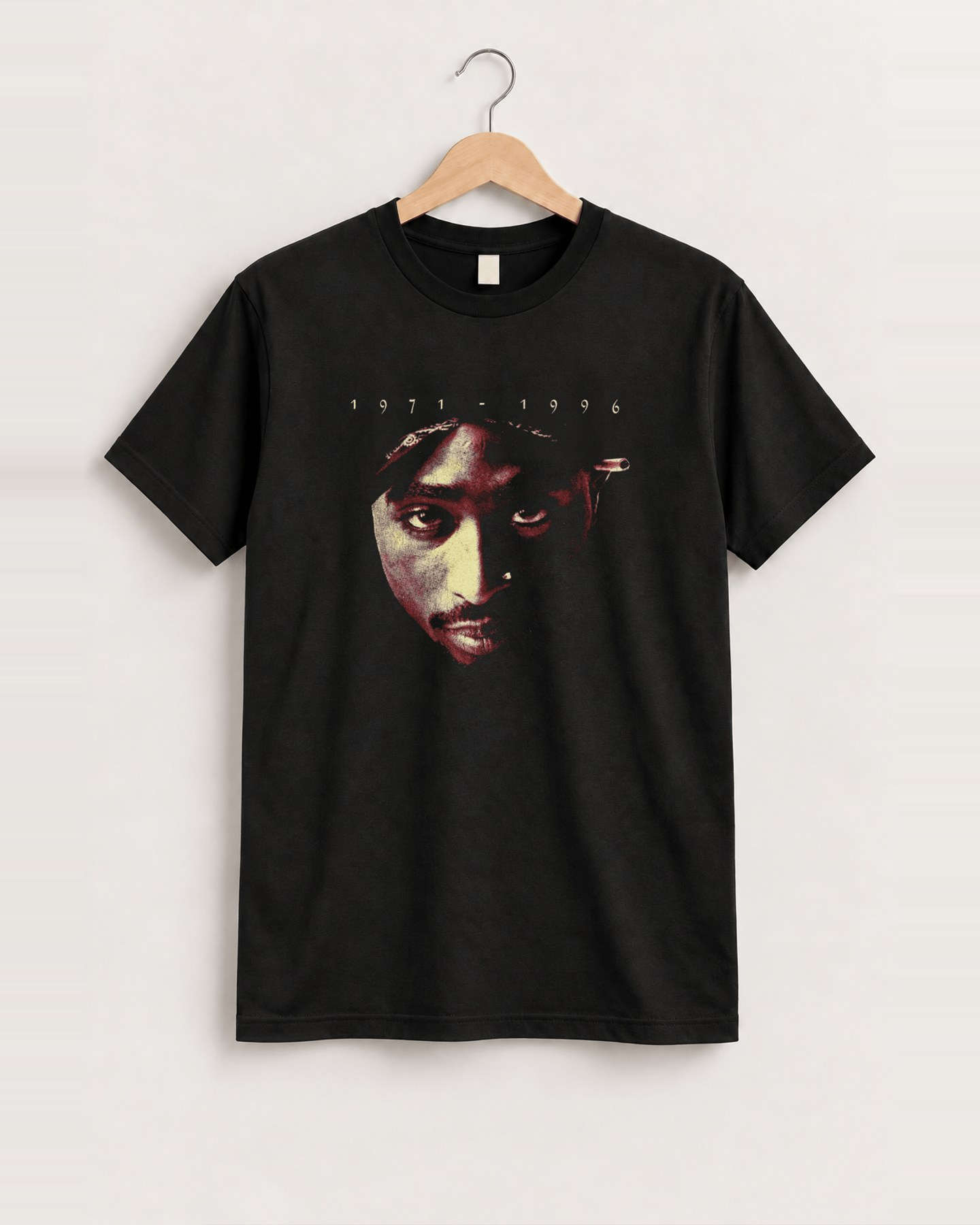 Tupac memorial black tee front