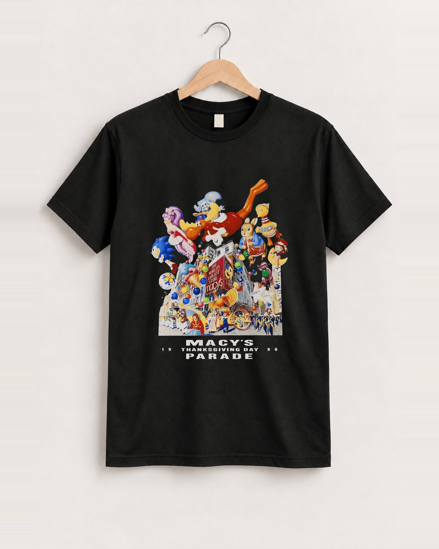 96' 'thankgsgiving parade' vintage black tee front