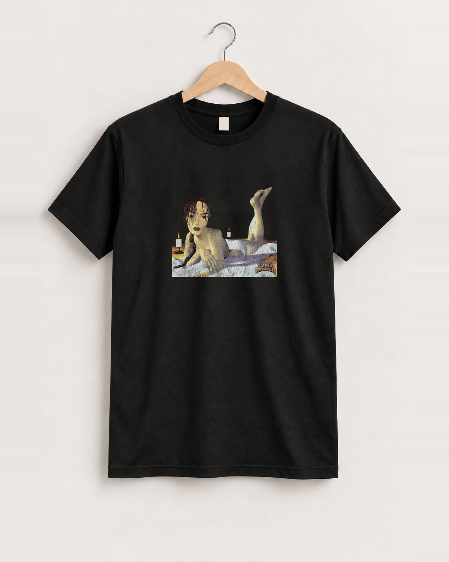 Tomb raider lara croft black tee front