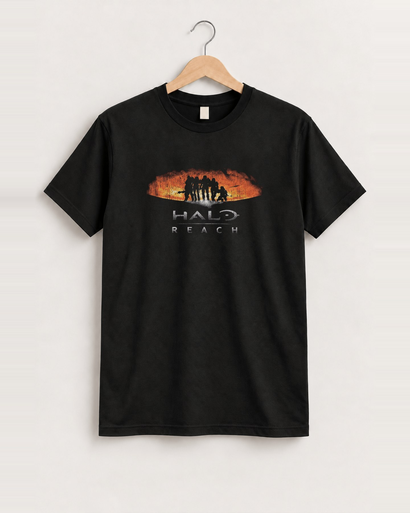 Halo reach black tee front
