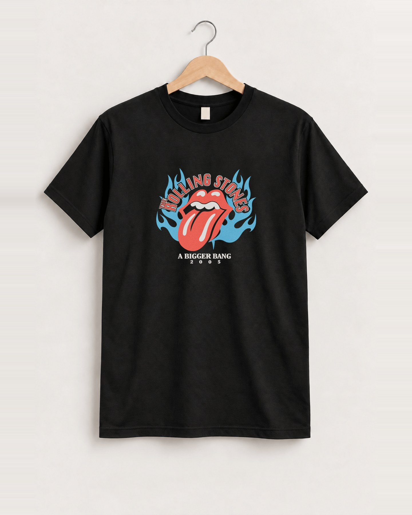 05' rlng stones 'a bigger bang' vintage black tee front