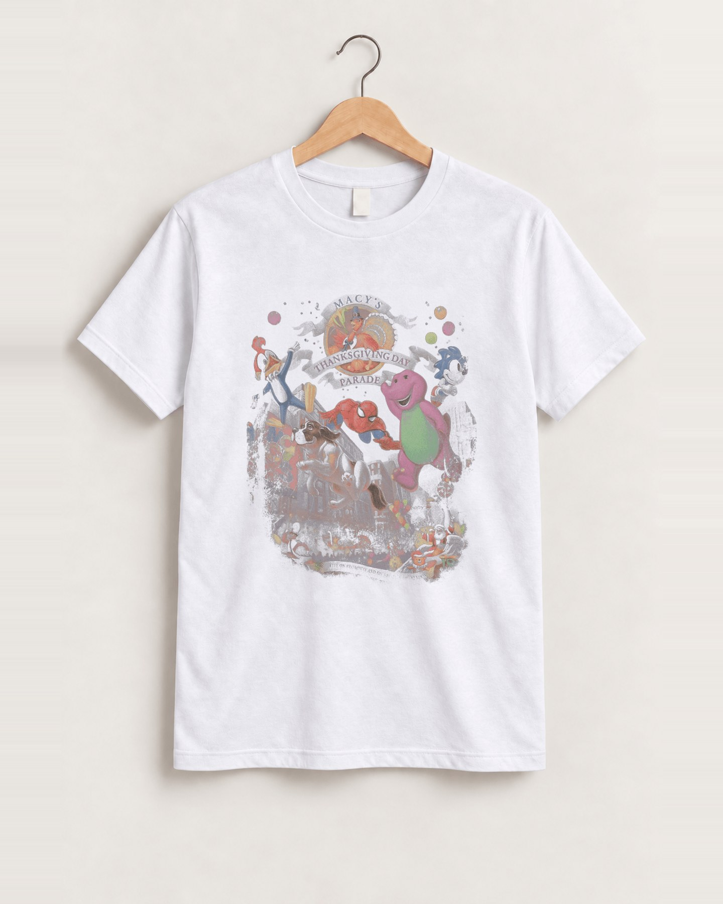 94' 'thankgsgiving parade' vintage white tee front